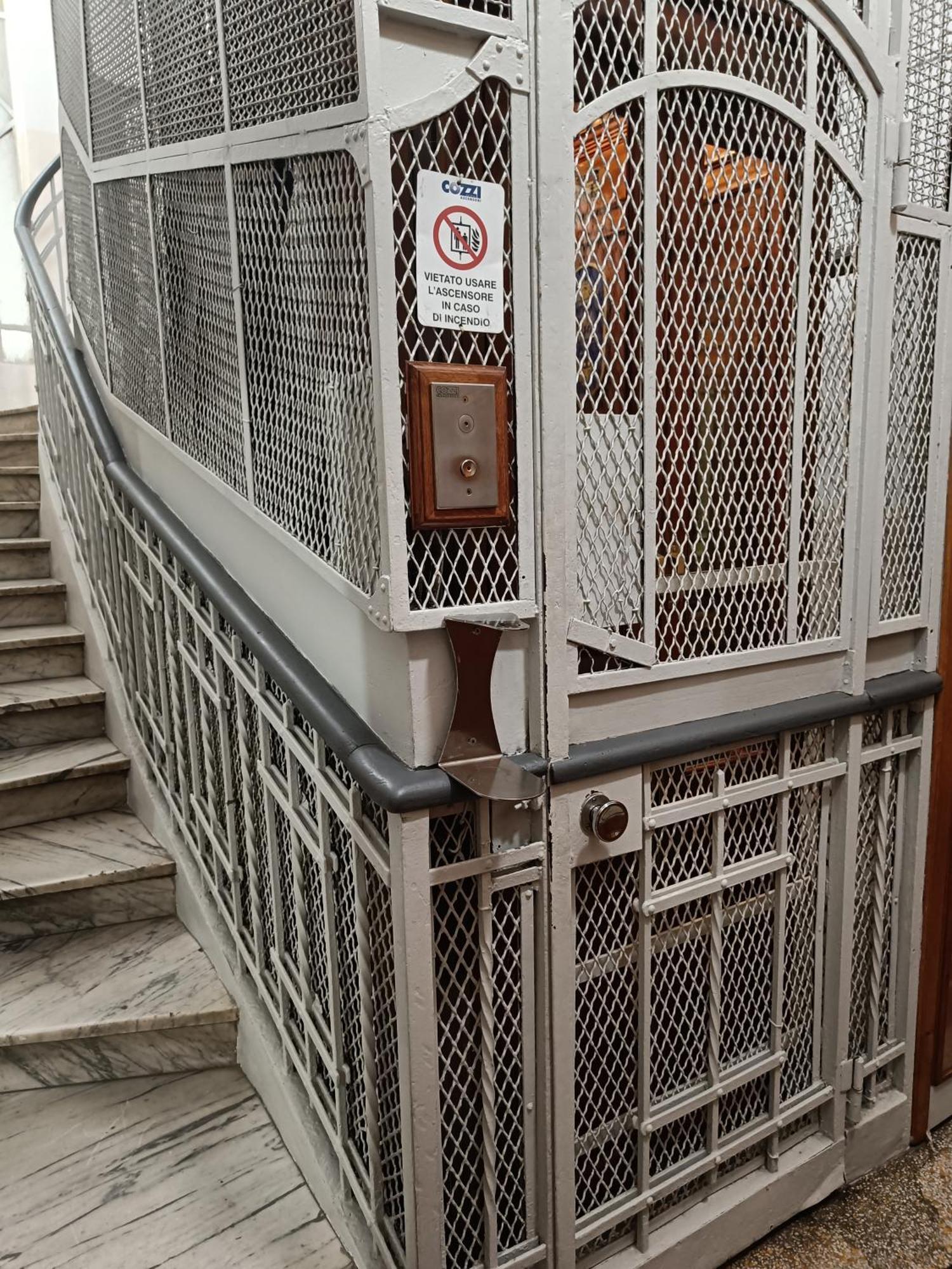 Il Salotto Di Torino Centrale In Piazza Vittorio Luaran gambar