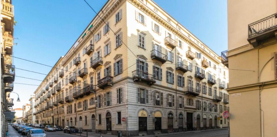 Il Salotto Di Torino Centrale In Piazza Vittorio Luaran gambar